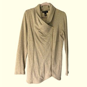 🔥🔥INC Jacket tan/gold sheen cardigan size Medium 🥶 princess seams